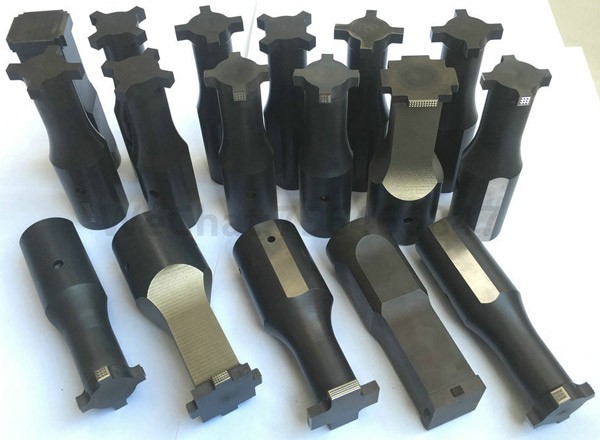 电池极耳正负极超声波焊接模具 电池极耳正负极超声波焊接模具