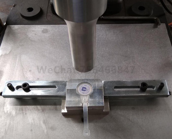 塑料鸡脚环超声波焊接模具 塑料鸡脚环超声波焊接模具