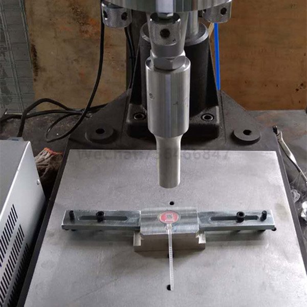 Hairy Crab Strap Anti-counterfeiting Foot Ring Pressing Ultrasonic Welding Machine