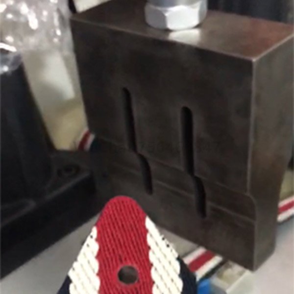 Nylon webbing ultrasonic punching machine