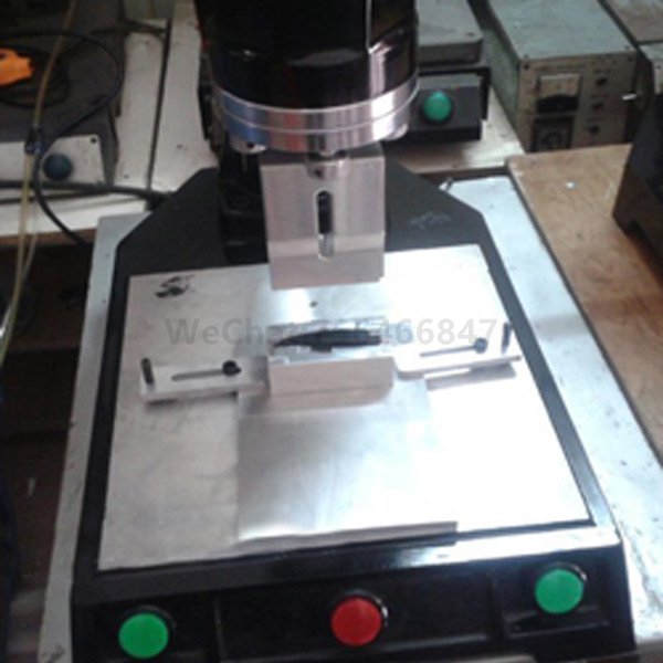 Water filter ultrasonic welding machine