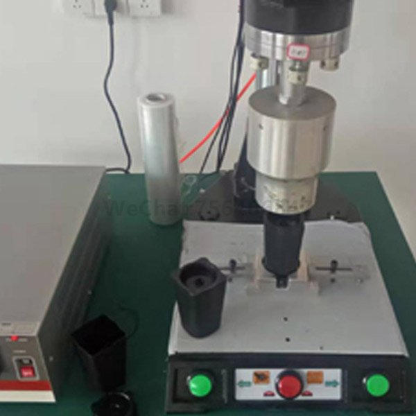 Ultrasonic welding machine for upper and lower cover of printer nylon ink cartridge