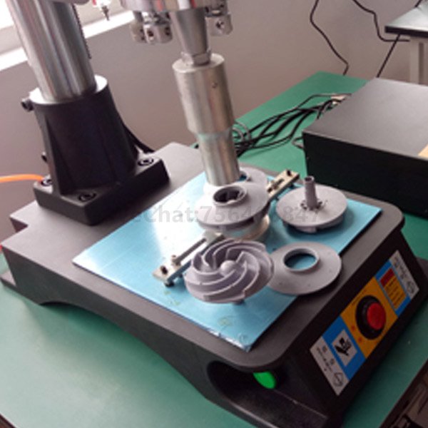 Auto PPS water pump impeller ultrasonic plastic welding machine