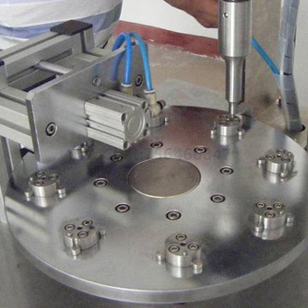 Automatic turntable ultrasonic welding machine