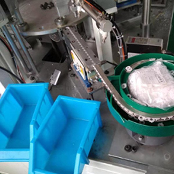 Vibrating screen automatic turntable ultrasonic welding machine