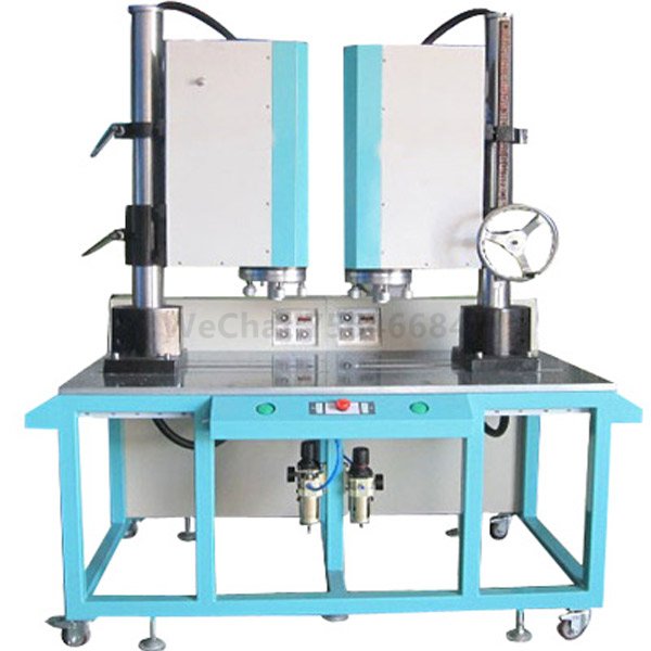 Multi-head ultrasonic welding machine