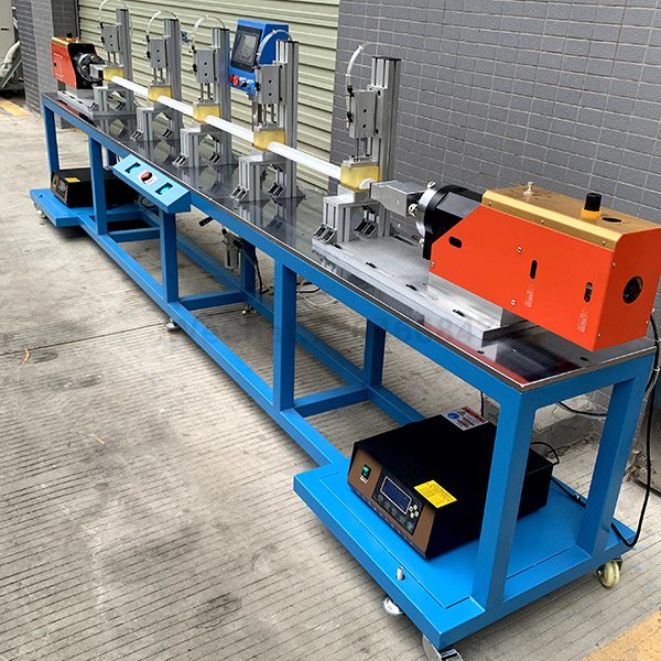 Ultrasonic horizontal double-head plastic welding machine