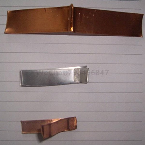 Ultrasonic metal spot welding machine for overlapping aluminum and copper sheets
