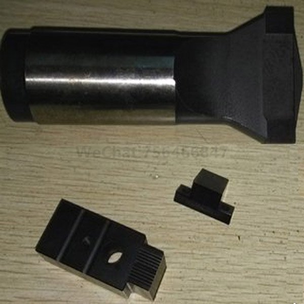 Welding head of ultrasonic wire harness welding machine