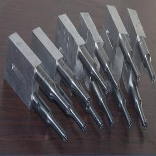 Full wavelength ultrasonic mold