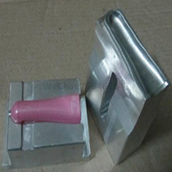 Hot-pressed ultrasonic mould for car charger cigarette lighter shell