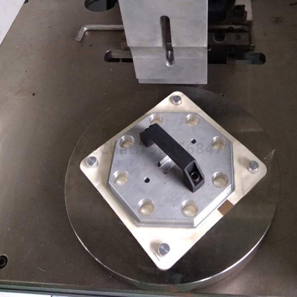Octagonal DTRO film ultrasonic welding edge banding die