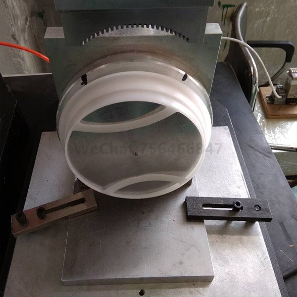 Ultrasonic mold for liquid filter bag