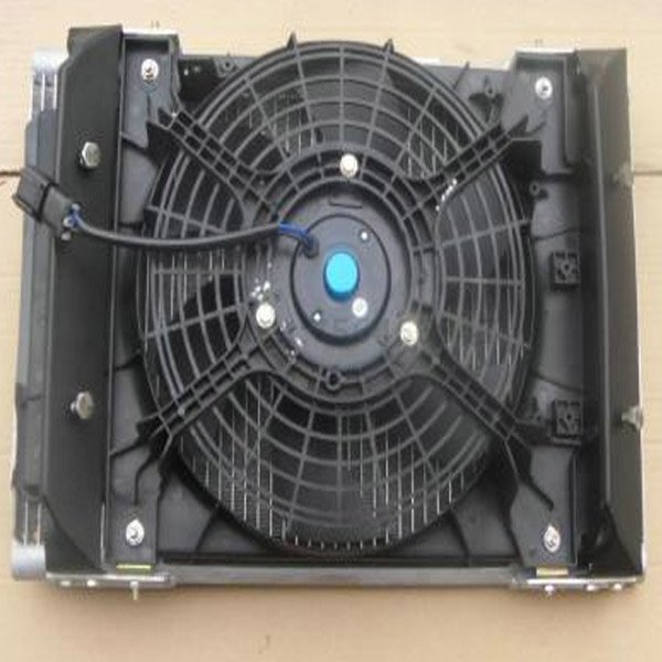 Ultrasonic welding machine for automobile air conditioner radiator