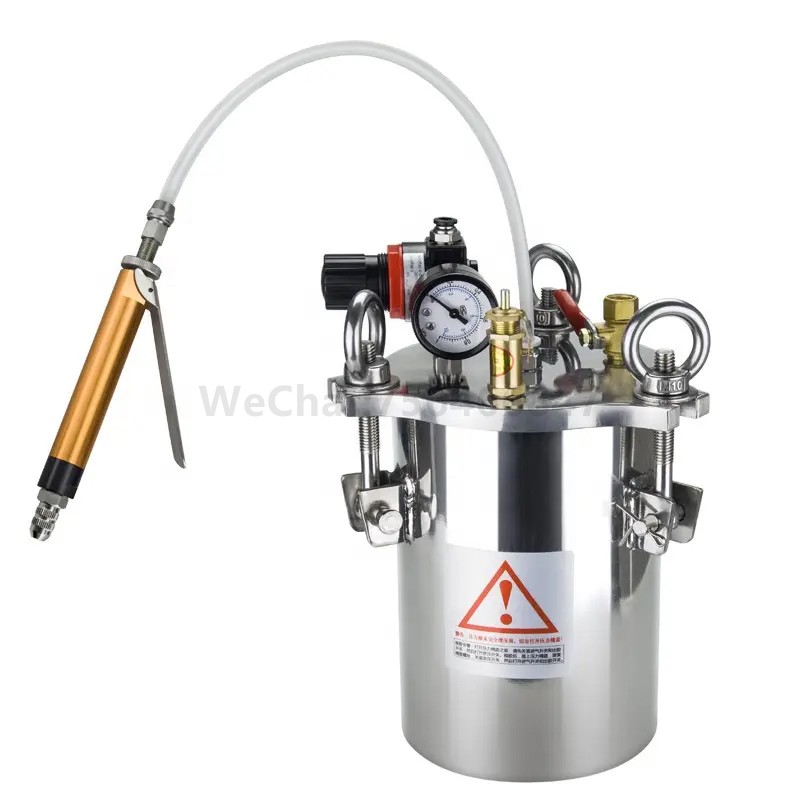 Handheld semi-automatic dispensing machine for stainless steel pressure cans
