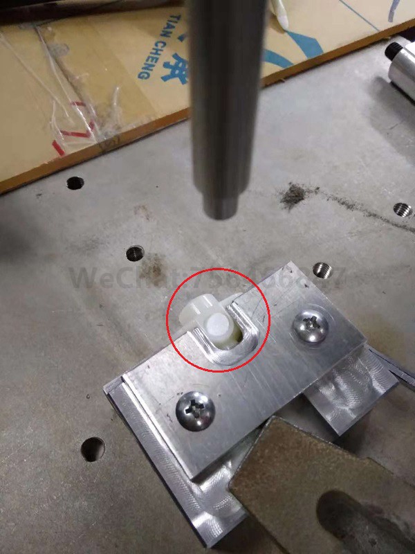 医疗三通输液器透气膜超声波焊接机