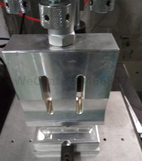 遥控器控制盒子超声波熔接模具工装