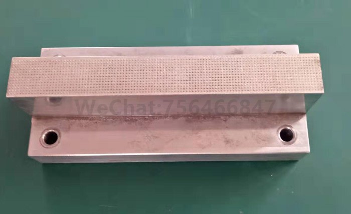洗面奶软管日用品超声波封口机模具