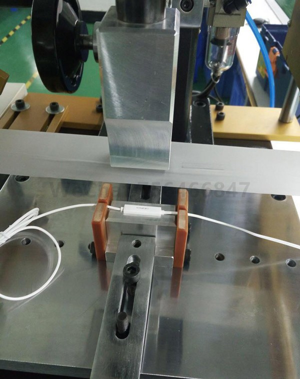 耳机线控咪壳按键外壳热熔超声波模具