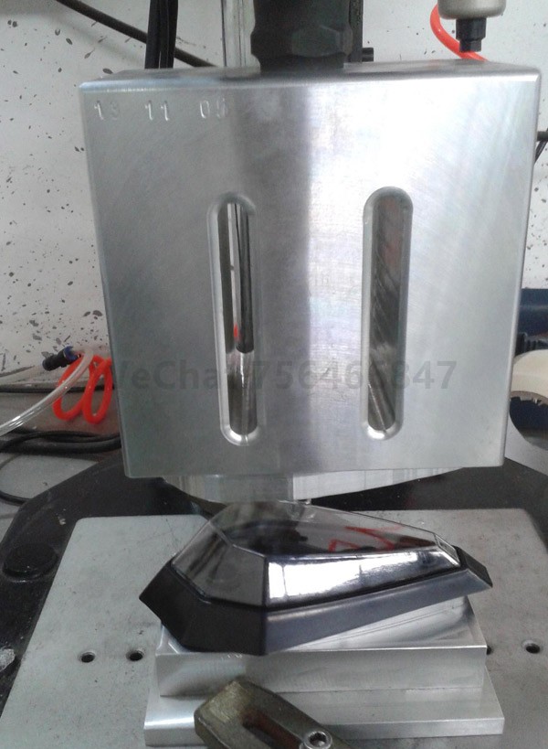 车灯超声波焊接模具