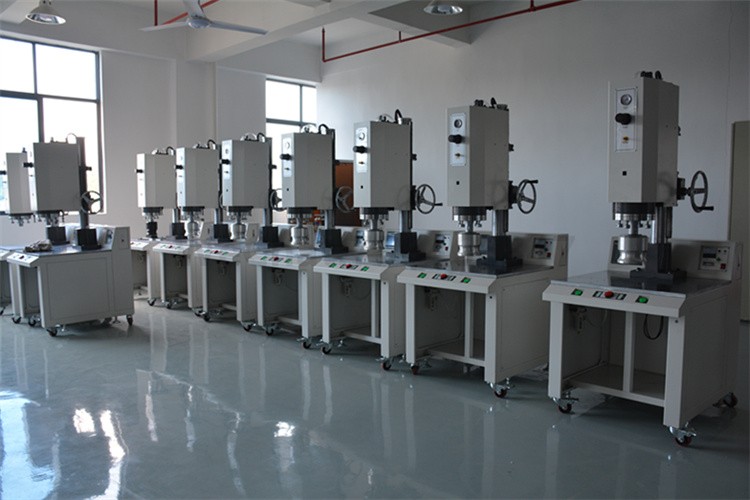 15KHz 4200W High Power Ultrasonic Welding Machine