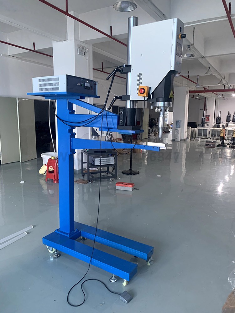 15KHz 2600W Ultrasonic Welding Machine for PP corrugated Box