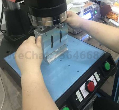 超声波上模可以转动吗？